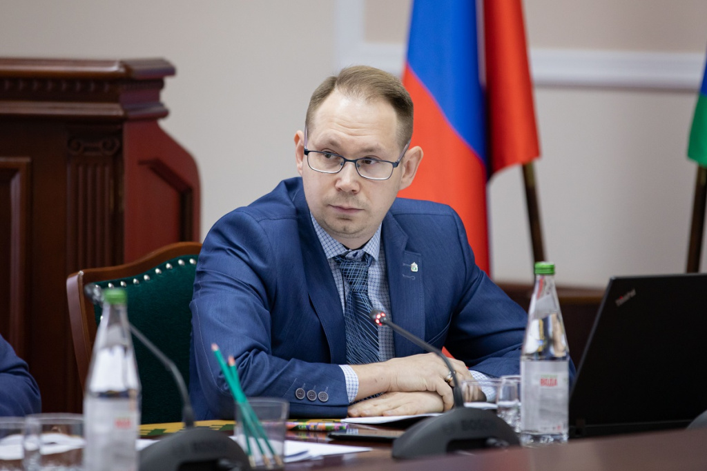AIBR9529_ред.jpg AIBR9529_ред.jpg