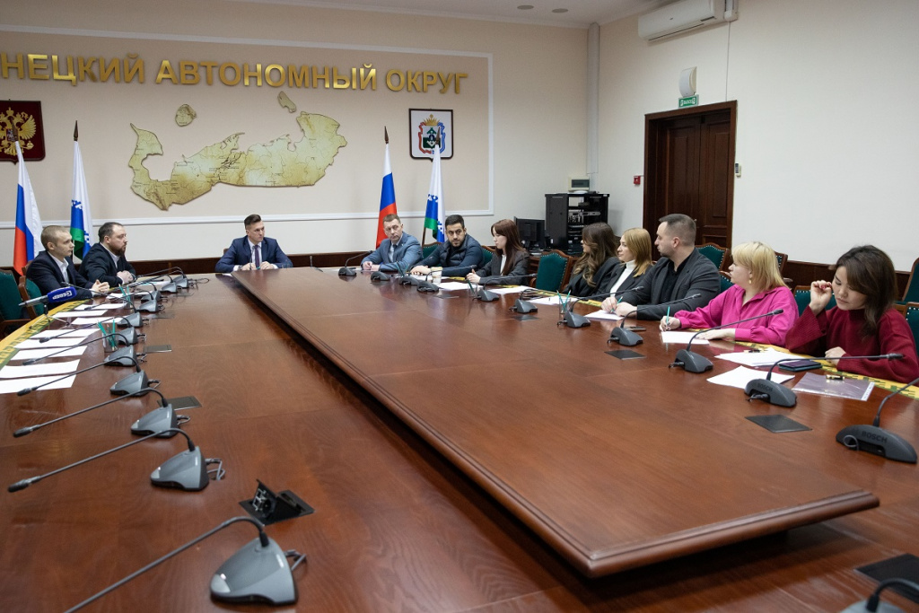 Молодежная палата 2.jpg Молодежная палата 2.jpg