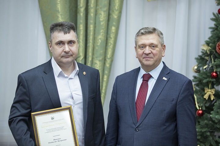 IIBR0084 2.jpg IIBR0084 2.jpg